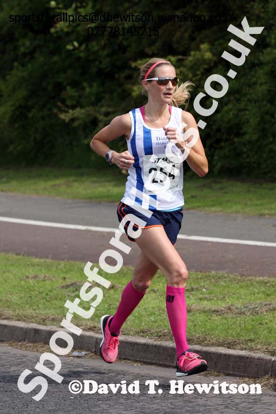 Newton Aycliffe 10k Road Race, County Durham. Photo: David T. Hewitson/Sports for All Pics